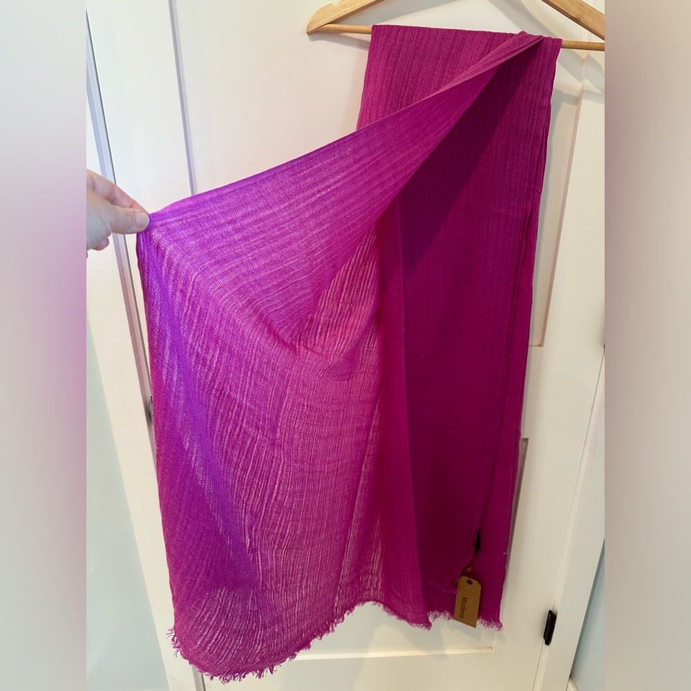 Modena Shawl Scarf Wrap Pink NWT - Picture 3 of 7
